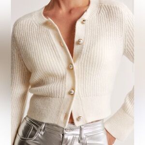 Abercrombie & Fitch Cream Cardigan